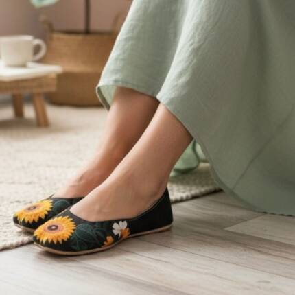 Soraj Mukhi (Naqshkaar by Hemlohandicfrafts)